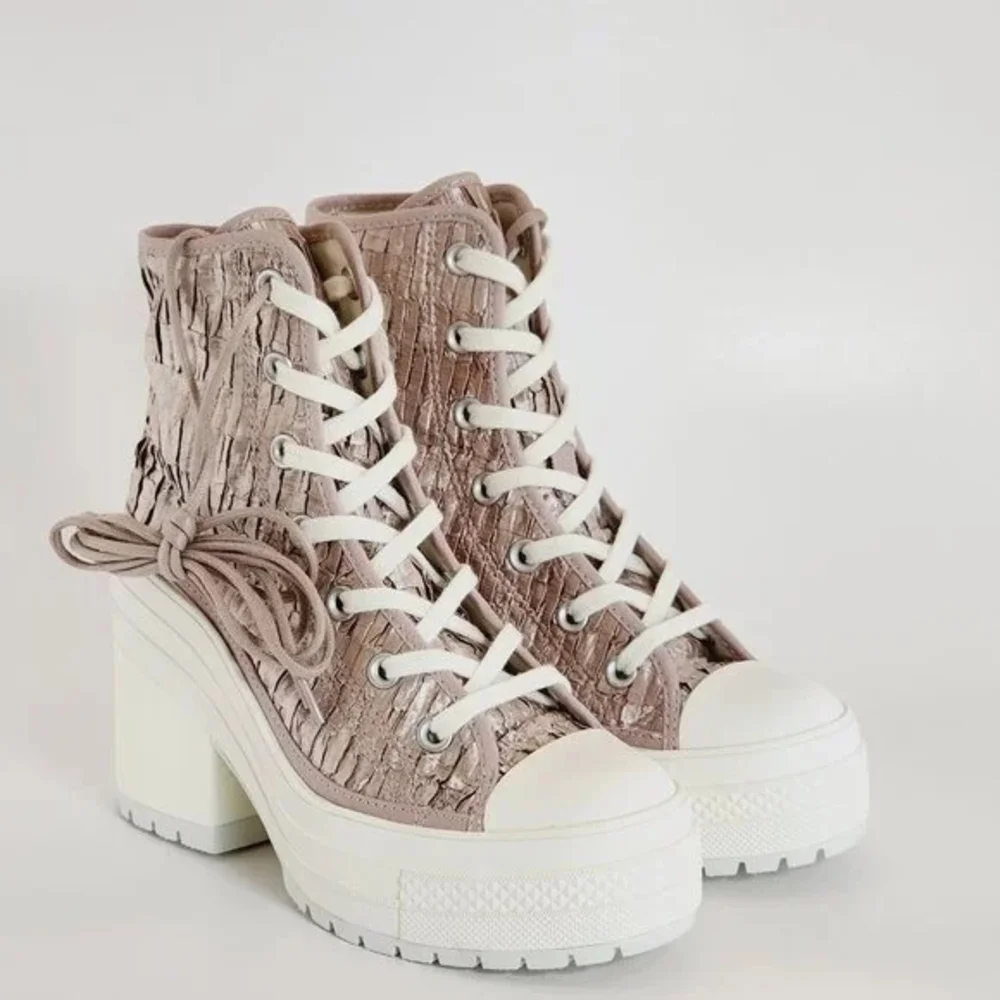 Converse Women's Pink and White Platform Sneakers - Picture 2 of 9